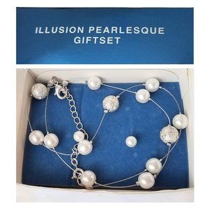 AVON Illusion Pearlesque Necklace Earring Gift Set NIB 2007
